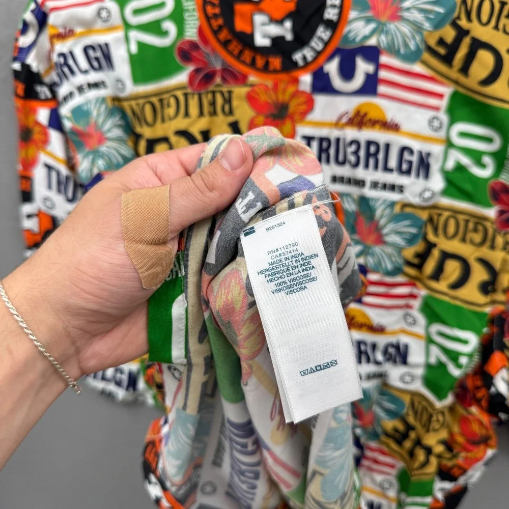 NEW True Religion SS‎ Camp Hawaiian Shirt Graphic Print Multi Color Button Up XL